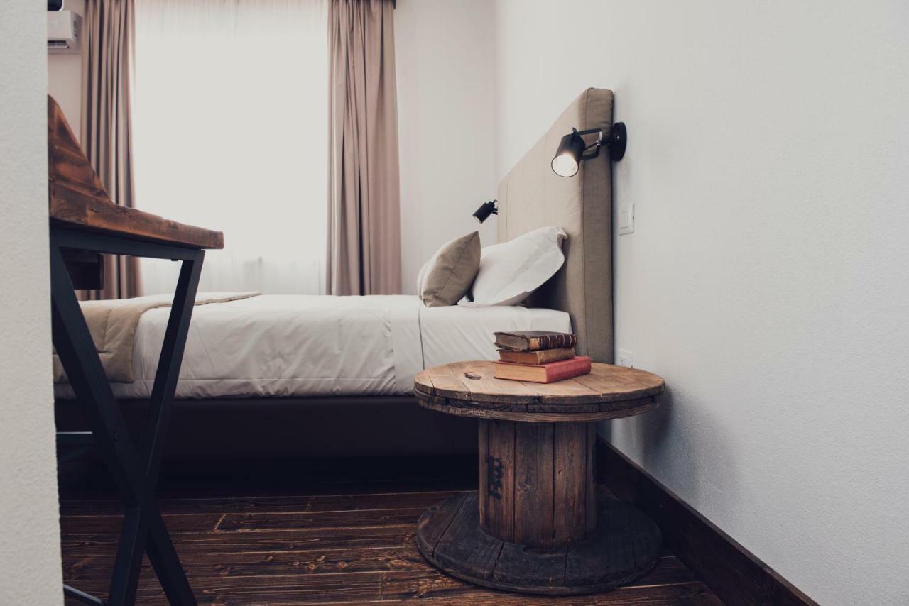 Piccolo Feudo Hotel Sanluri Luaran gambar